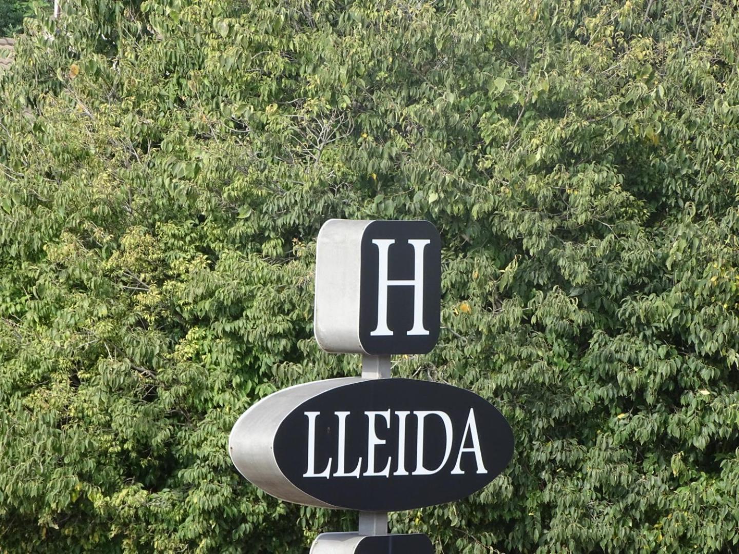 Hostal Lleida Segur de Calafell Luaran gambar