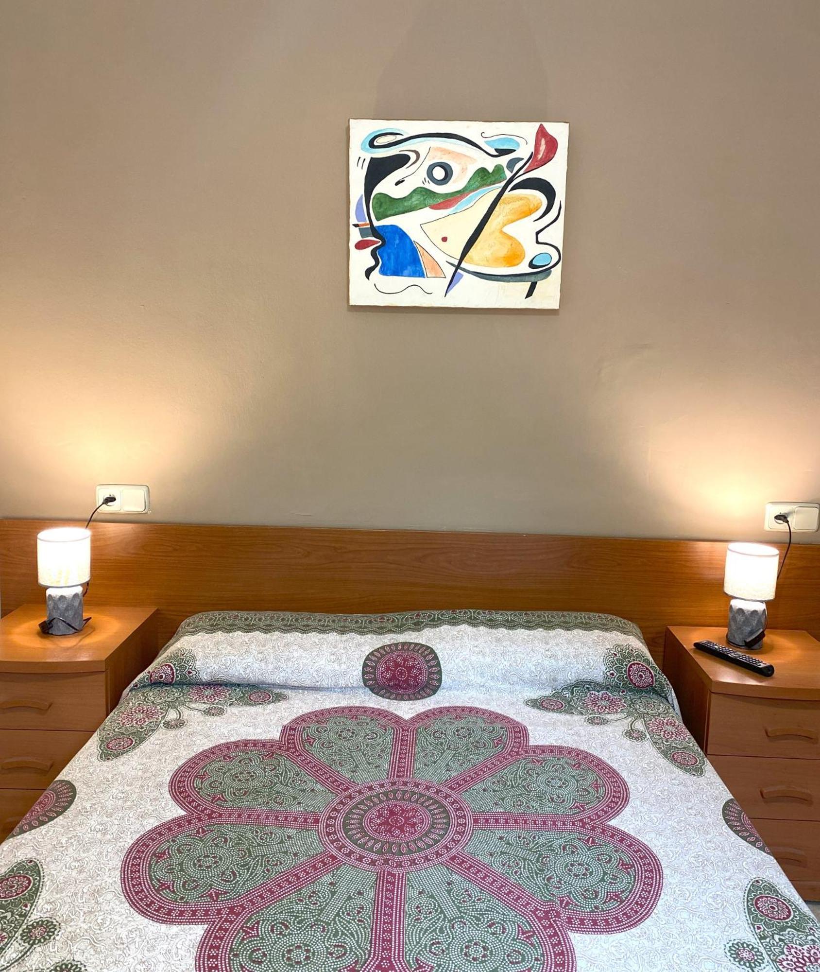 Hostal Lleida Segur de Calafell Luaran gambar
